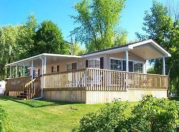Great Blue Resorts - Cherry Beach Resort Cherry Valley Exterior foto